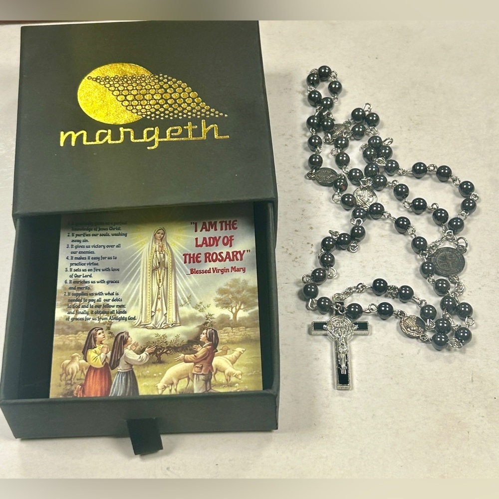 Rosary Beads in gift box with Prayer Card NEW